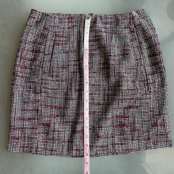 Banana Republic - Tweed Petite Mini Skirt Red Deep Garnet Burgundy - Size 2P - Picture 5 of 9